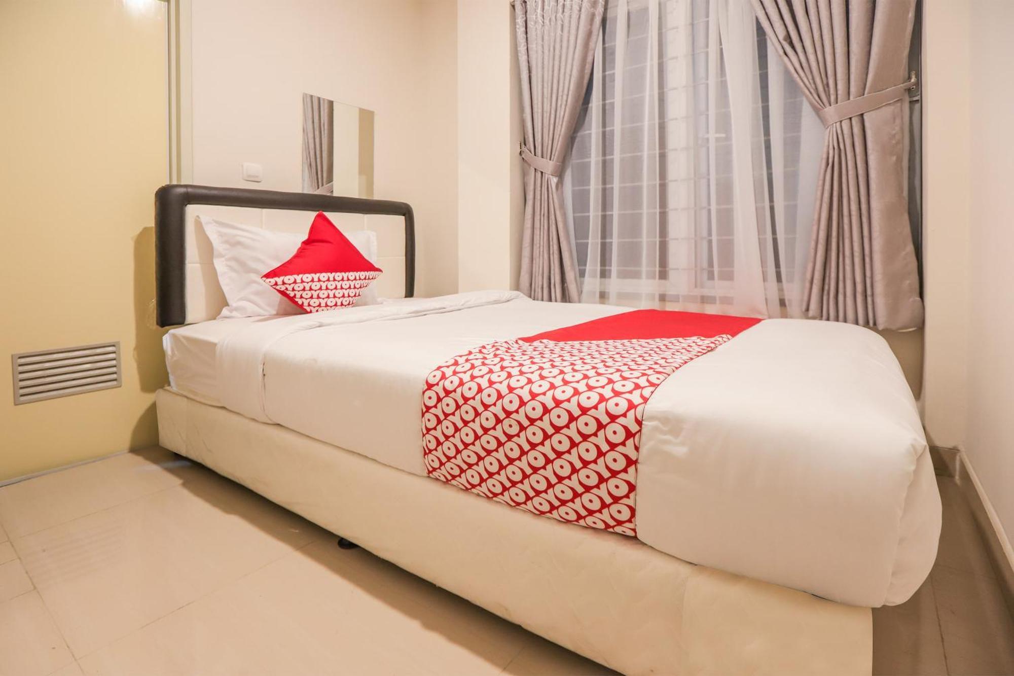 Oyo 387 Alfa Guest House Tegal  Eksteriør bilde